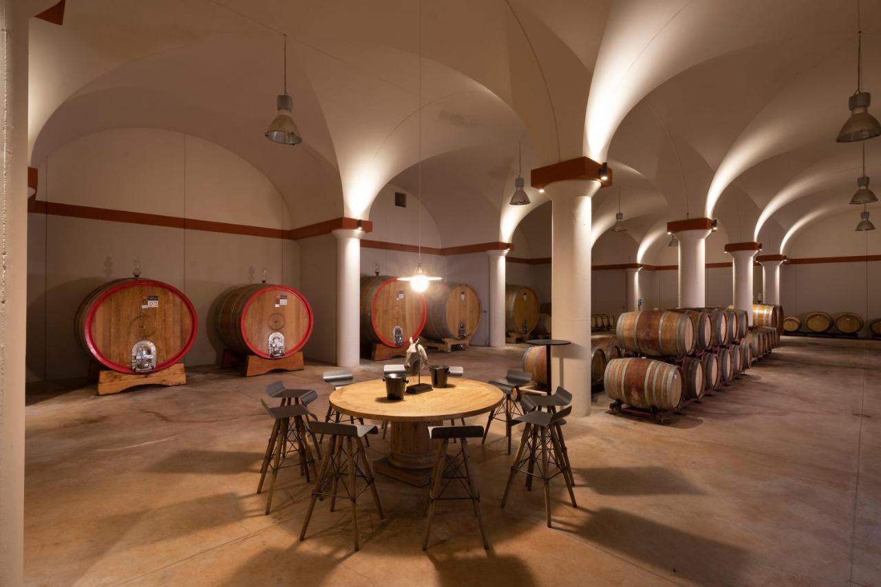 カステルヌオーヴォ・ベラルデンガ Borgo Argianoヴィラ エクステリア 写真